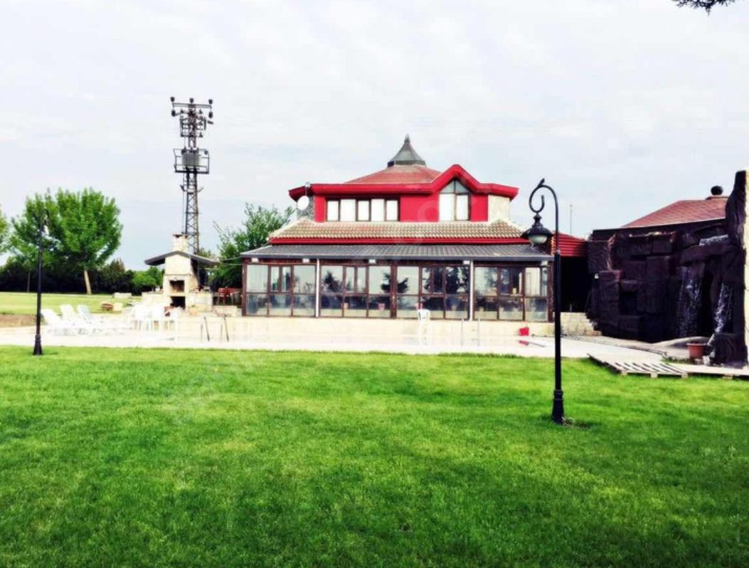 Villa 1